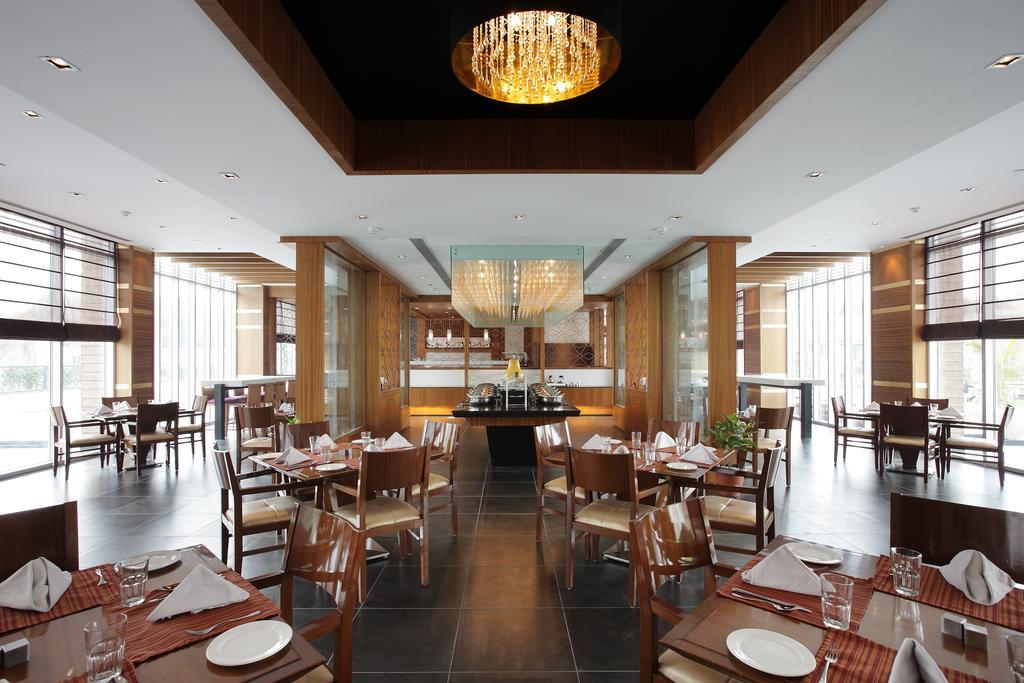 Oodles Hotel New Delhi Extérieur photo